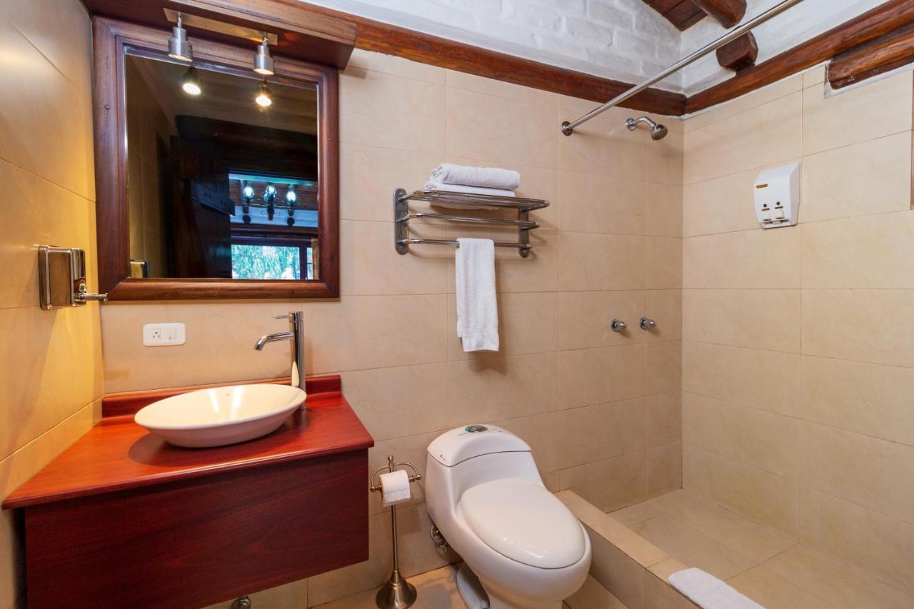 Hotel Ile Baños Εξωτερικό φωτογραφία